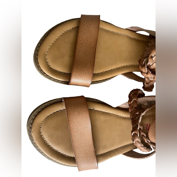 Blowfish Girls Summer Strap Sandal, Light Brown/Dark Tan Color, Size Big Kid 6 - Picture 13 of 15